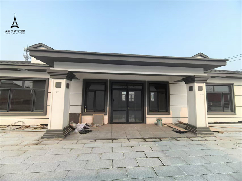 1741743748367306.jpg 趙縣輕重鋼結(jié)合別墅07.jpg