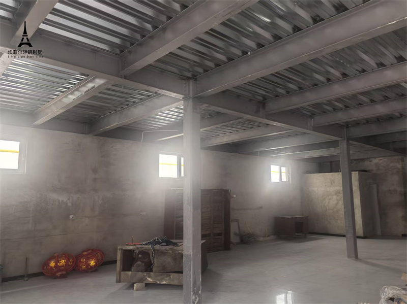 1743487198553156.jpg 趙縣輕重鋼結(jié)合別墅09.jpg