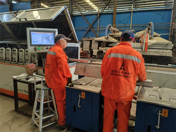 1745046178844220.jpg 輕鋼別墅廠家02_副本.jpg