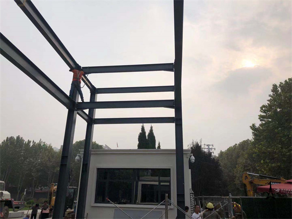 1745115635274913.jpg 鋼結(jié)構(gòu)別墅15.jpg