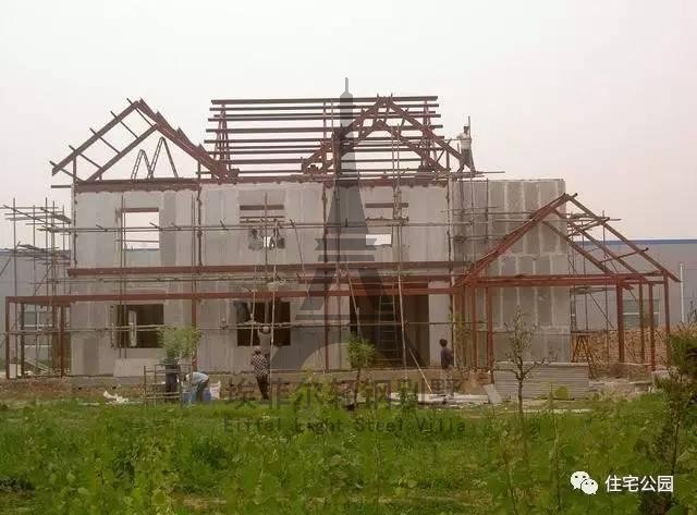 現(xiàn)在大力發(fā)展的輕鋼別墅，到底適不適合農(nóng)村？